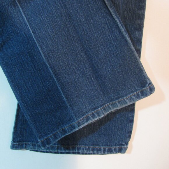 2/$15 L.E.I. Jeans Juniors 17 Sophia Flare Leg Style Hipster Low Rise 32" Inseam - Picture 6 of 6